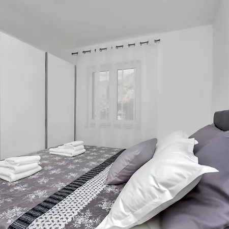 Mila Mare دراسنيتش